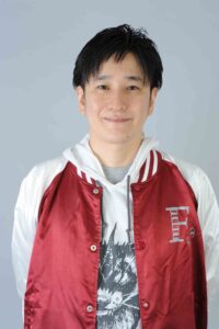足立　龍弥