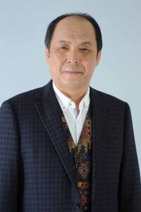 手塚　政雄